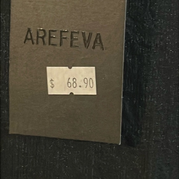 Chic Black Sheer Tunic by [Brand] - Picture 4 of 6